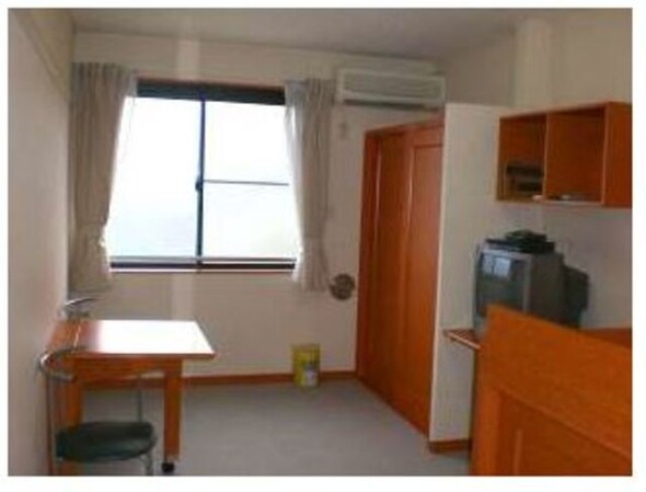 レオパレスUrban Lifeの物件内観写真